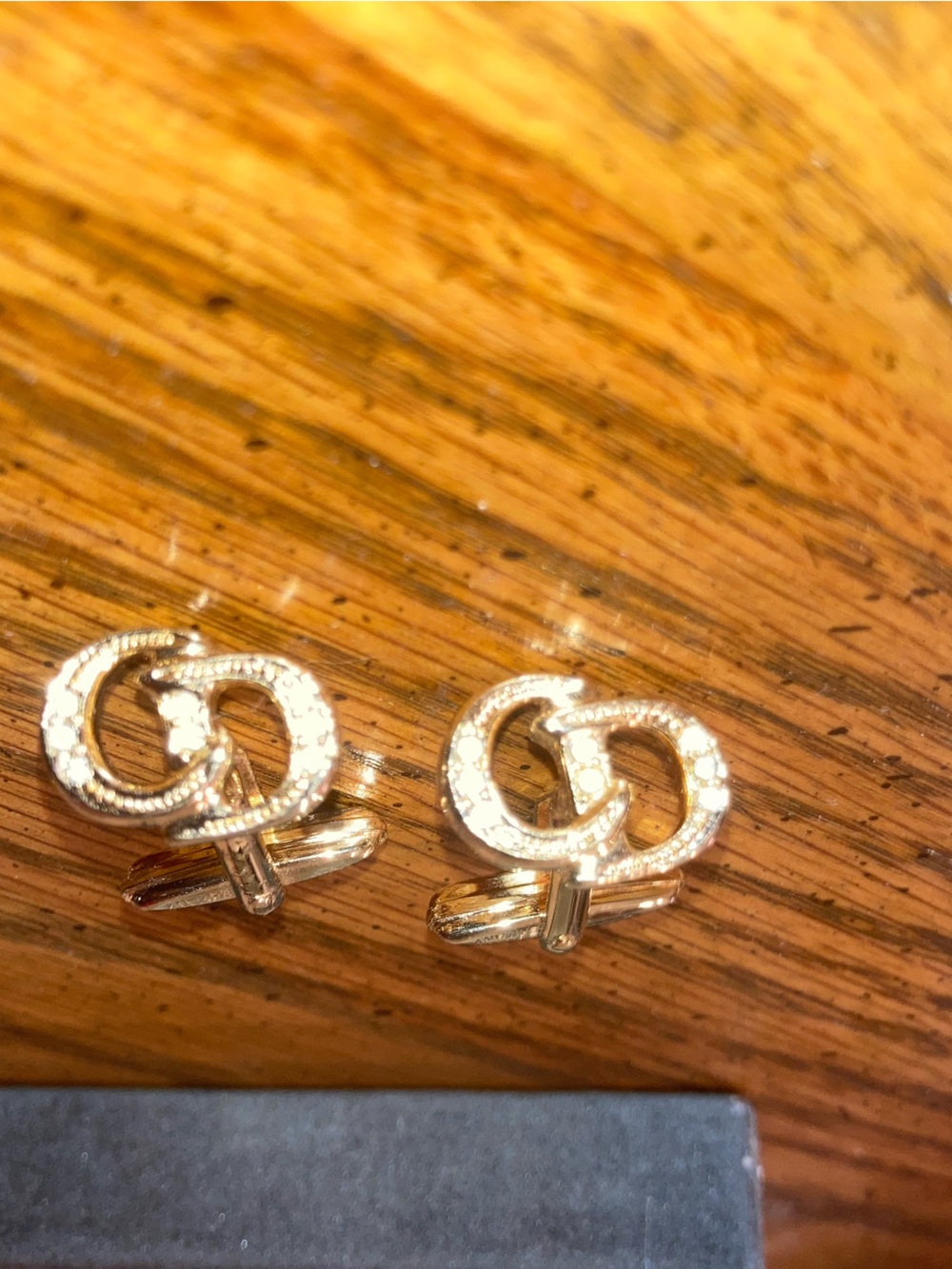 Christian Diof Cuff Links w/ Crystal CD logo Vintage in Original Box - Picture 7 of 8